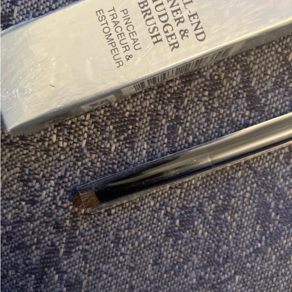 RARE Lancôme dual-end liner& smudger blush#24